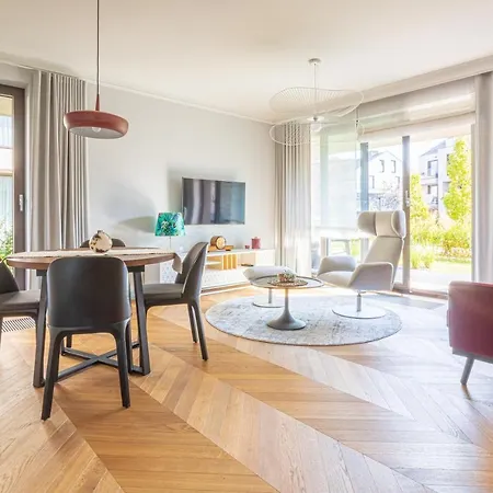 Przymorze By Loft Apartments * 格但斯克